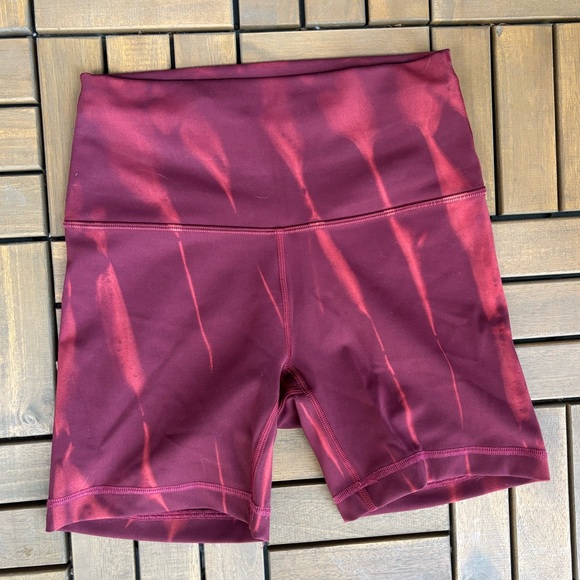 Lululemon Tie Dye Bike Shorts - Picture 1 of 4